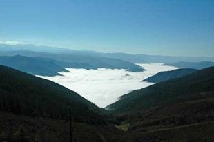 Imaxe dos montes de Negueira de Mu&ntilde;iz