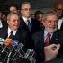 Ra&uacute;l Castro e Lula da Silva atenden os xornalistas