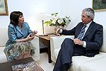Touri&ntilde;o e a Presidenta de Microsoft  nunha recente xuntaza