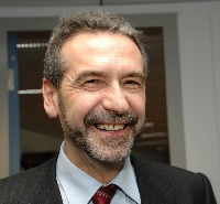 Fern&aacute;ndez Antonio asegura que facilitar&aacute; unha r&aacute;pida familiarizaci&oacute;n do novo executivo co debate do financiamento
