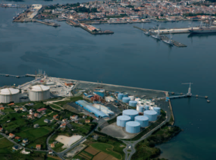 Greenpeace define a construci&oacute;n na r&iacute;a de Ferrol da planta de Reganosa de "aut&eacute;ntico desprop&oacute;sito"