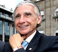 Fern&aacute;ndez Alvari&ntilde;o evita facer valoraci&oacute;ns at&eacute; que a fusi&oacute;n sexa efectiva