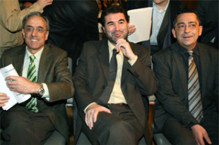 Os anteriores respons&aacute;beis de Medio Rural (na foto Su&aacute;rez Canal e Edelmiro L&oacute;pez xunto a Anxo Quintana) impulsaron a frustrada operaci&oacute;n
