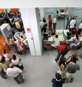 Nos &uacute;ltimos doce meses, o paro incrementouse en Galiza en m&aacute;is dun 24%