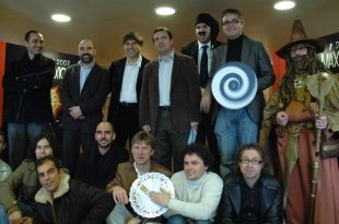 Lu&iacute;s Bar&aacute; con N&eacute;stor Rego e os magos do circu&iacute;to