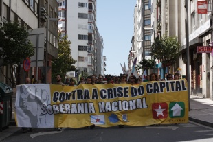 Cabeza da manifestaci&oacute;n de Causa Galiza / Foto: Xela Rodr&iacute;guez