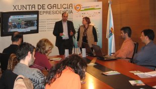 Rub&eacute;n Cela e Mar&iacute;a Xes&uacute;s Lago, na presentaci&oacute;n do encontro