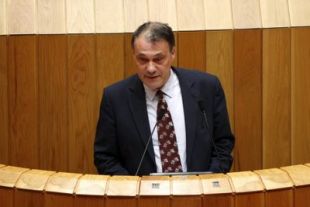 O conselleiro de Cultura comprometeu a priorizaci&oacute;n das empresas galegas, mais o PPdeG votou en contra dunha iniciativa ao respecto