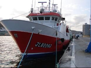Os portos da Mari&ntilde;a luguesa (este &eacute; de Burela) son base de moitos barcos que se adican &aacute; pescada
