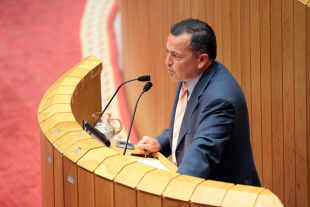 O conselleiro de Medio Ambiente, Territorio e Infraestruturas, Agust&iacute;n Hern&aacute;ndez, na presentaci&oacute;n do Plan de Mobilidade