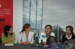 Ana Bustamante, Carme Ad&aacute;n, Mar Mart&iacute;n e Beatriz Cristina Rodr&iacute;guez.