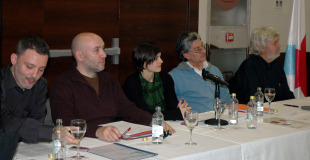 Mesa da Xeira partillada, con Xo&aacute;n Bascuas, Carlos Morais, Mariano Abalo e Xos&eacute; Manuel Beiras