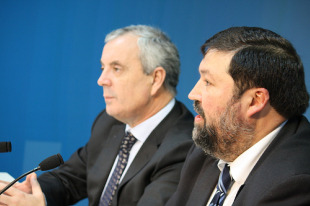 Francisco Caama&ntilde;o e Pachi V&aacute;zquez ser&aacute;n d&uacute;as figuras claves na definici&oacute;n da nova folla de ruta ideol&oacute;xica socialista