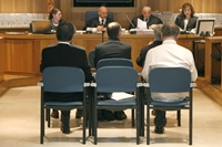 Os acusados durante o xu&iacute;zo