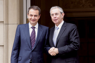 Rodr&iacute;guez Zapatero e Touri&ntilde;o, logo dunha xuntanza na Moncloa