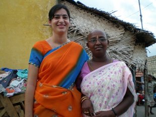 Mar&iacute;a Reim&oacute;ndez, nunha das s&uacute;as viaxes &aacute; India