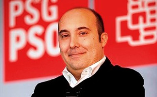 Xos&eacute; Manuel Lage Tu&ntilde;as &eacute; deputado no Parlamento