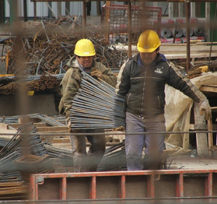 O sector da construci&oacute;n &eacute; un dos piares da econom&iacute;a galega. Foto: Flickr salvoguille