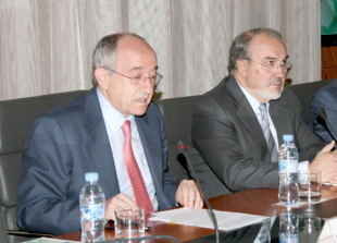 Imaxe de arquivo: Miguel Fern&aacute;ndez Ord&oacute;&ntilde;ez, gobernador do Banco de Espa&ntilde;a e Pedro Solbes, Ministro de Econom&iacute;a