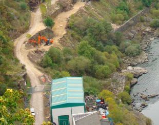 Fotograf&iacute;a da zona en obras en Santo Estevo / Imaxe: Adega