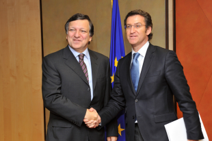 O presidente da Xunta, Alberto N&uacute;&ntilde;ez Feijoo,con Jos&eacute; Manuel Durao Barroso, presidente da Comisi&oacute;n Europea