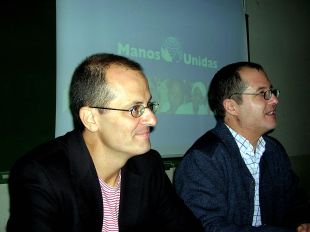 &Aacute; esquerda, Xos&eacute; Manuel Carril