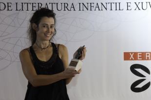 Teresa Gonz&aacute;lez Costa (O Grove, 1975) tam&eacute;n foi acredora do Premio &Aacute;lvaro Cunqueiro o Manuel Mar&iacute;a o ano pasado