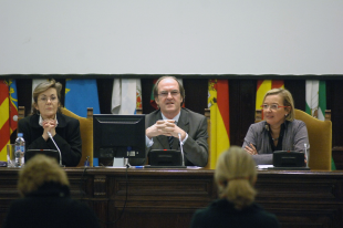 &Aacute;ngel Gabilondo, ministro de Educaci&oacute;n, na presentaci&oacute;n do borrador sobre o "pacto educativo" no Consello Escolar do Estado