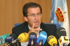 Feijoo prop&oacute;n que os rapaces estuden un terzo das materias nunha terceira lingua