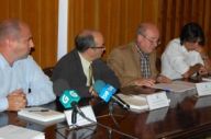 Os emigrados "non regularizados" son o colectivo m&aacute;is d&eacute;bil, sinala o estudo