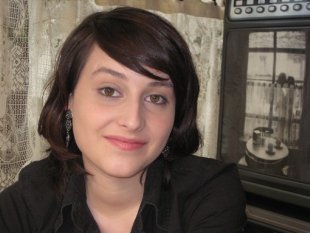 Berta D&aacute;vila