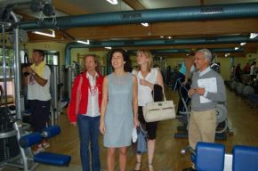 A conselleira &Aacute;nxela Bugallo e a directora xeral para o Deporte, Marta Souto, en Culleredo