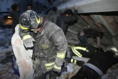 Este domingo suspend&eacute;ronse os labores de rescate / Imaxes: La Repubblica