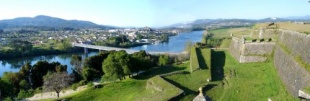 Tui e Valen&ccedil;a