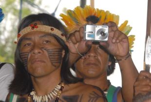 Indios participantes no FSM / Imaxe: Ag&ecirc;ncia Brasil