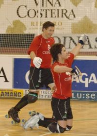 Os xogadores do Liceo celebrando un gol ante o Matar&oacute;