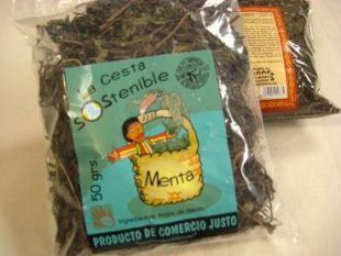 A cesta substent&aacute;bel, infusi&oacute;ns de comercio xusto. En Galiza v&eacute;ndense, sobre todo, caf&eacute;, arroces, azucre, cacao, galletas e chocolates