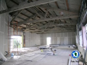 Imaxe das primeiras obras, comezadas o ano pasado, de acondicionamento da Casa do Coronel. Agora est&aacute;n paralizadas.