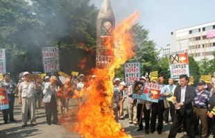 Mobilizaci&oacute;ns en Se&uacute;l (Corea do Sur) contra as probas nucleares de Corea do Norte