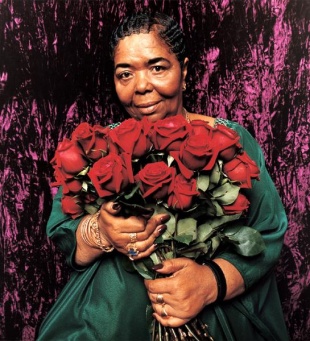 Ces&aacute;ria &Eacute;vora encheu o aforo