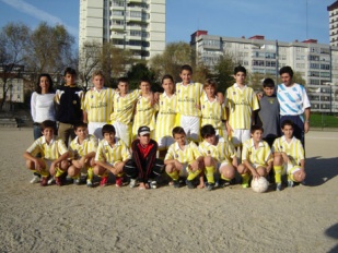 O equipo de infant&iacute;s B, dirixido por Celeiro