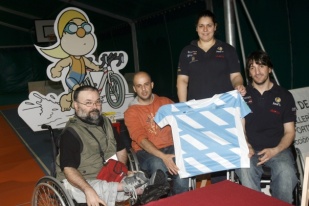Imaxe da presentaci&oacute;n da selecci&oacute;n galega de baloncesto en cadeira de rodas