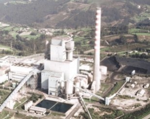 Imaxe a&eacute;rea da central t&eacute;rmica de Meirama (Cerceda)