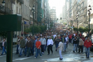 Os operarios colapsaron o centro de Vigo durante toda a ma&ntilde;&aacute;