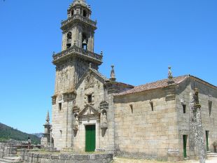 A igrexa de Santa Mar&iacute;a de Beade, onde Pousa celebraba, cada 20N, unha misa a Franco / Flickr: freecat