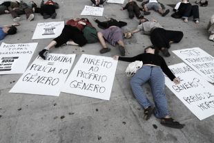Imaxes da manifestaci&oacute;n que se desenvolveu na Coru&ntilde;a, ap&oacute;s a concentraci&oacute;n