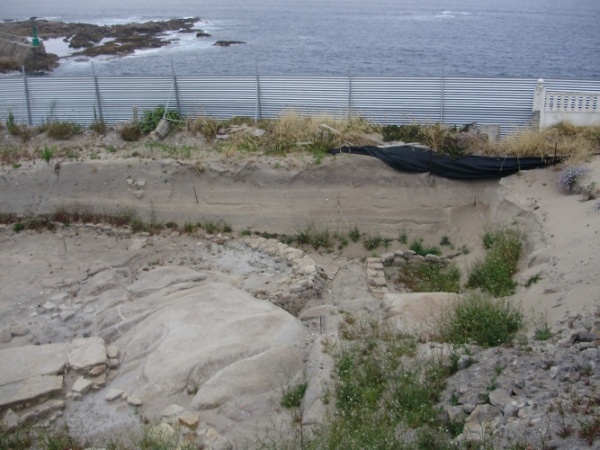 A destruci&oacute;n do castro de San Cibrao: ver&aacute;n de 2008